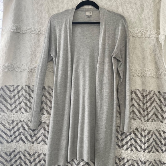 Target’s A New Day Size XS Long Fitted Open Grey Cardigan - Picture 3 of 6